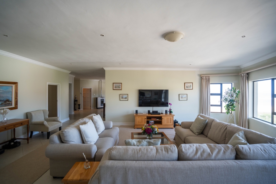 4 Bedroom Property for Sale in West Beach Eastern Cape